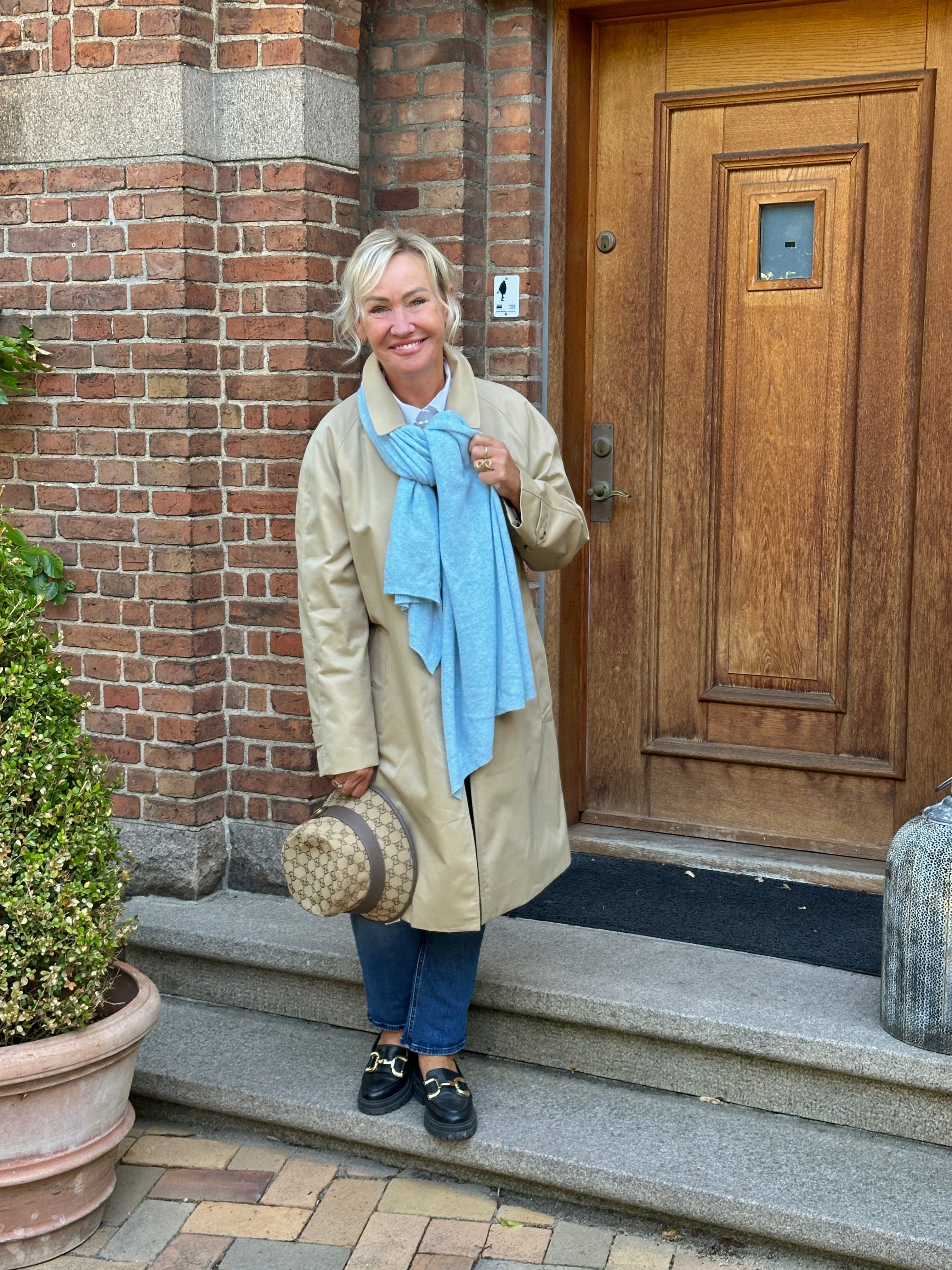 Halstørklæde i 5% cashmere - Meleret isblå Uldplaiden.dk