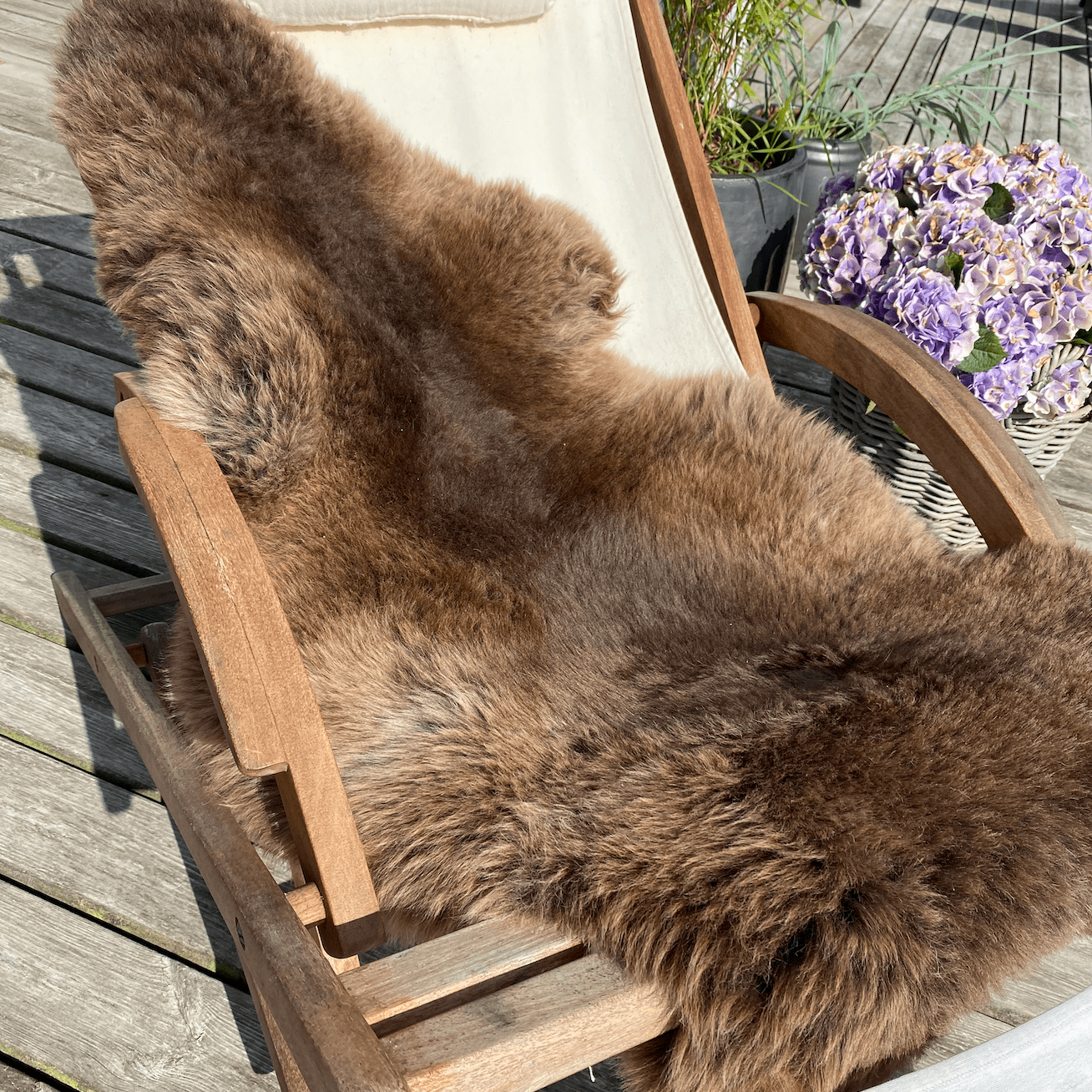 Lammeskind - Mørkebrun (Large) Lammeskind Uldplaiden