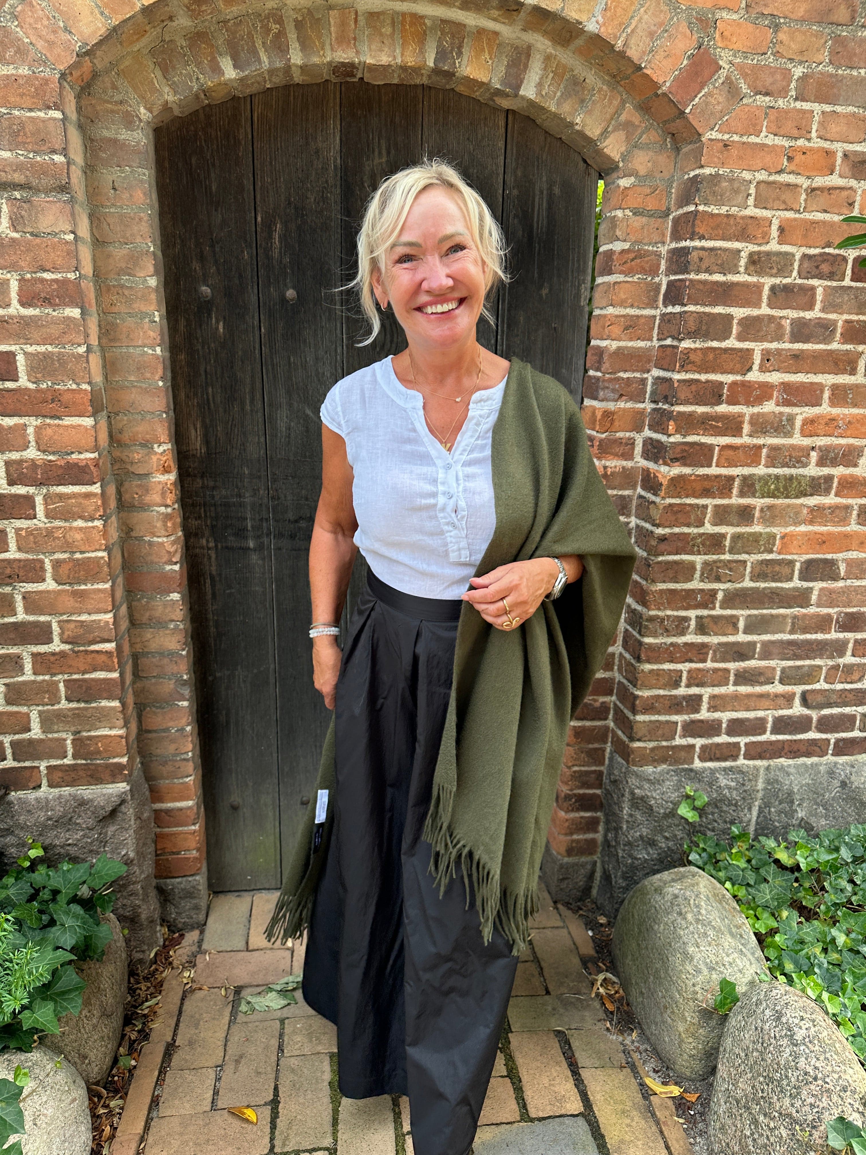 Sjal i 100% Cashmere - Khakigrøn (70x200 cm) Tørklæder og sjaler Uldplaiden