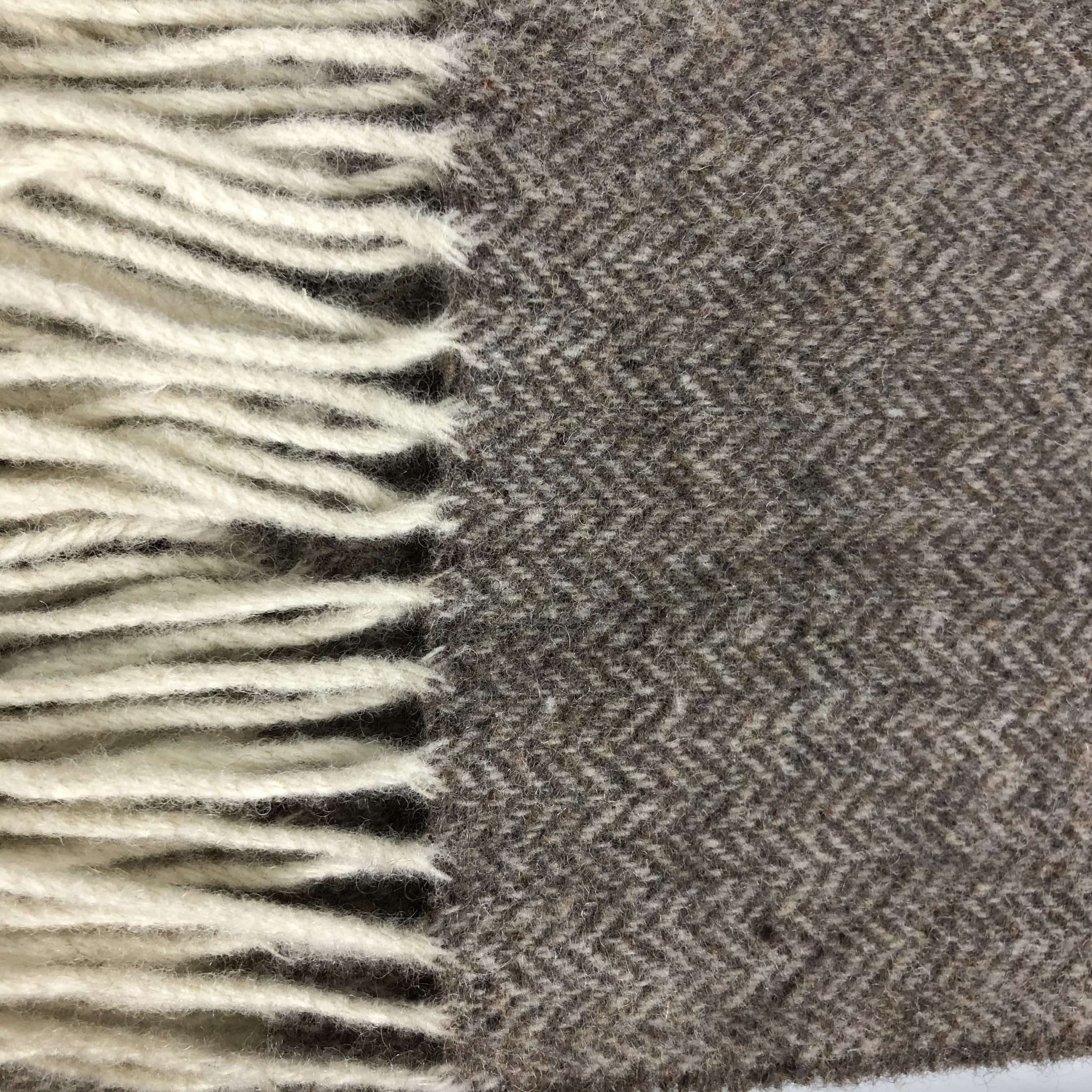 Uldplaid i 10% Cashmere - Lysbrun (140x200 cm) Uldplaid Uldplaiden