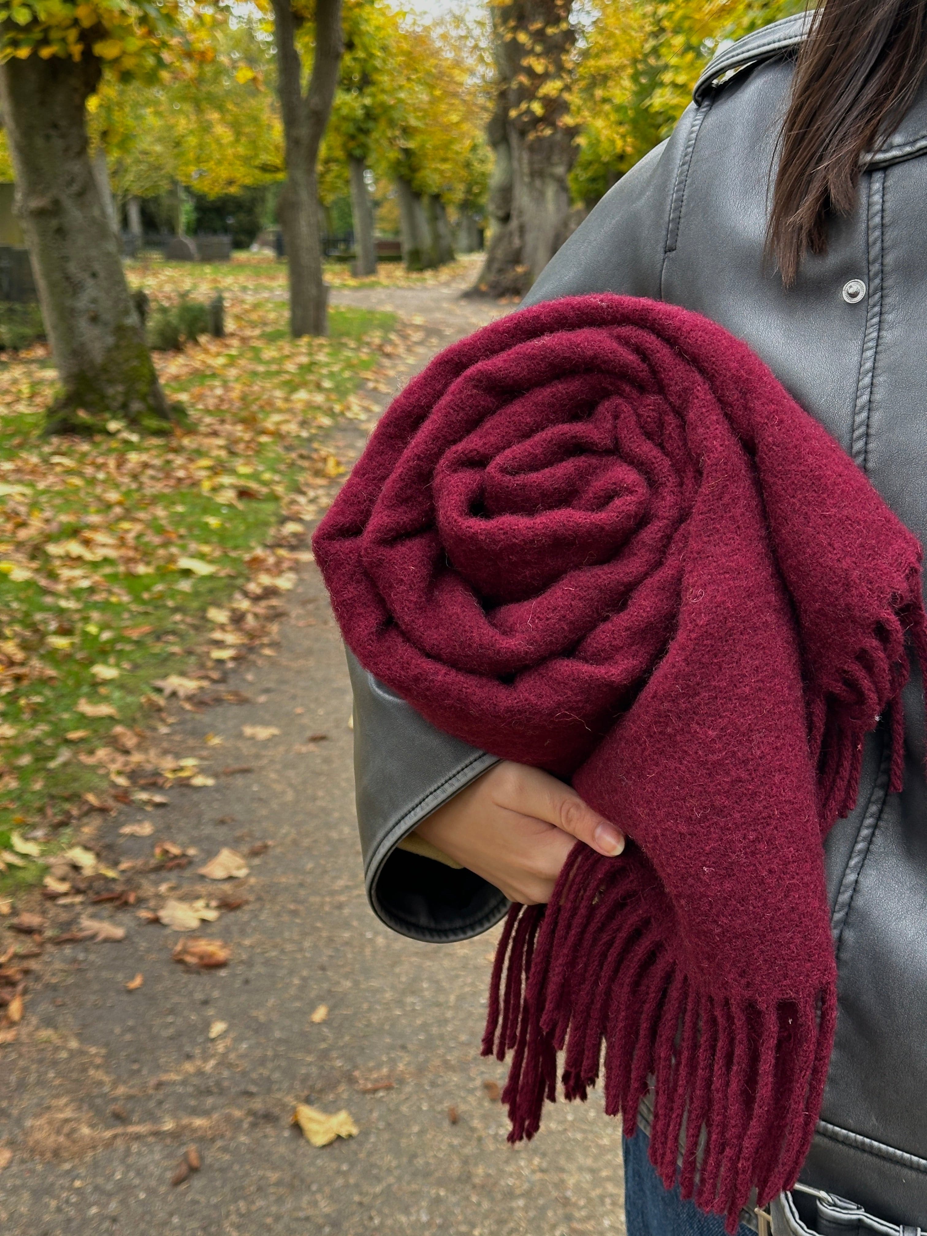 Uldplaid i 100% newzealandsk uld - Mørk Rød Uldplaid Uldplaiden